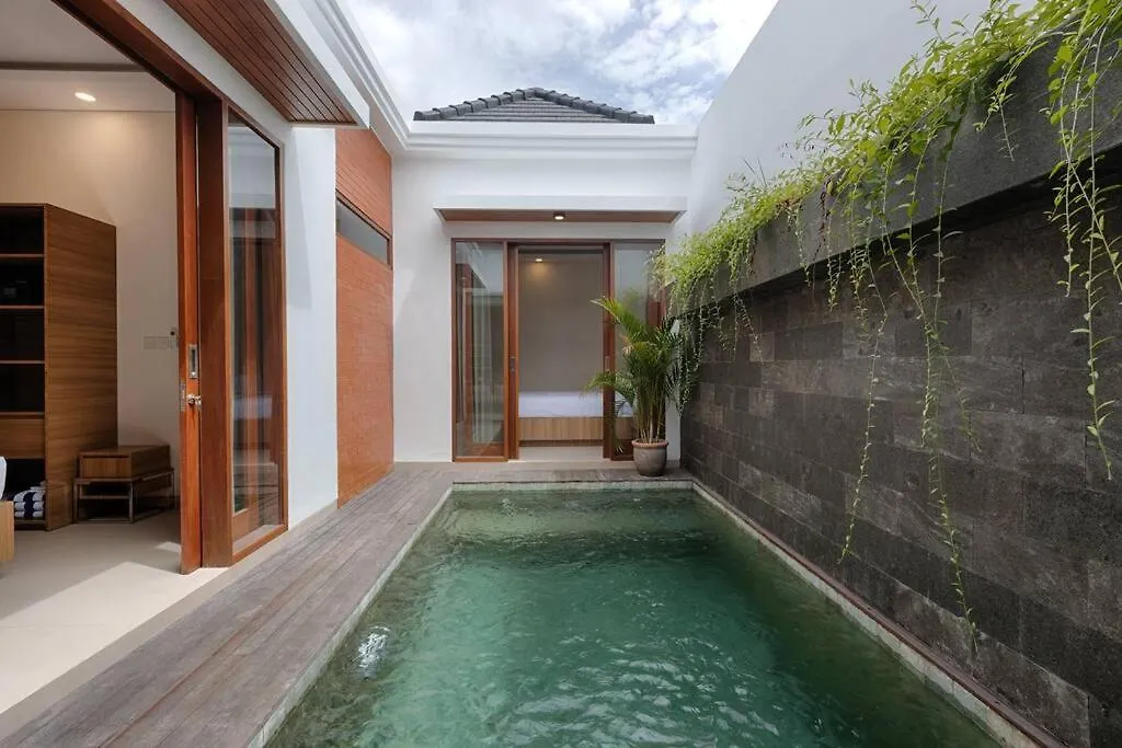 Charming 2 Bedroom Private Pool Villas Ubud  0*, Ubud (Bali)